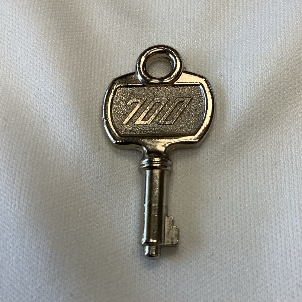 Keys - Picture 3 of 3